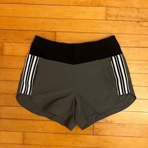 Athleta Gray and Black/White Athletic Shorts with Pockets, Size 6, Like New